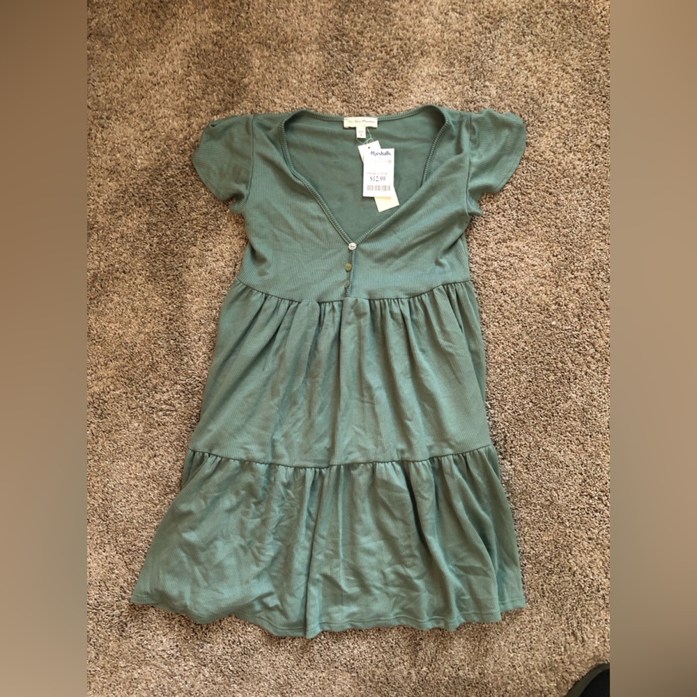 See You Monday green dress *NEW WITH TAGS*